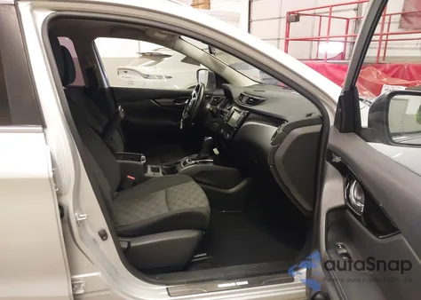 2017 Nissan Rogue Sport Sv z USA, uszkodzony, nr VIN JN1BJ1CR2HW133182